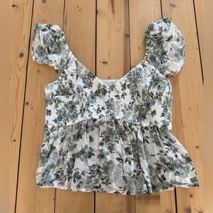 Hollister Tank Top Size M NWOT